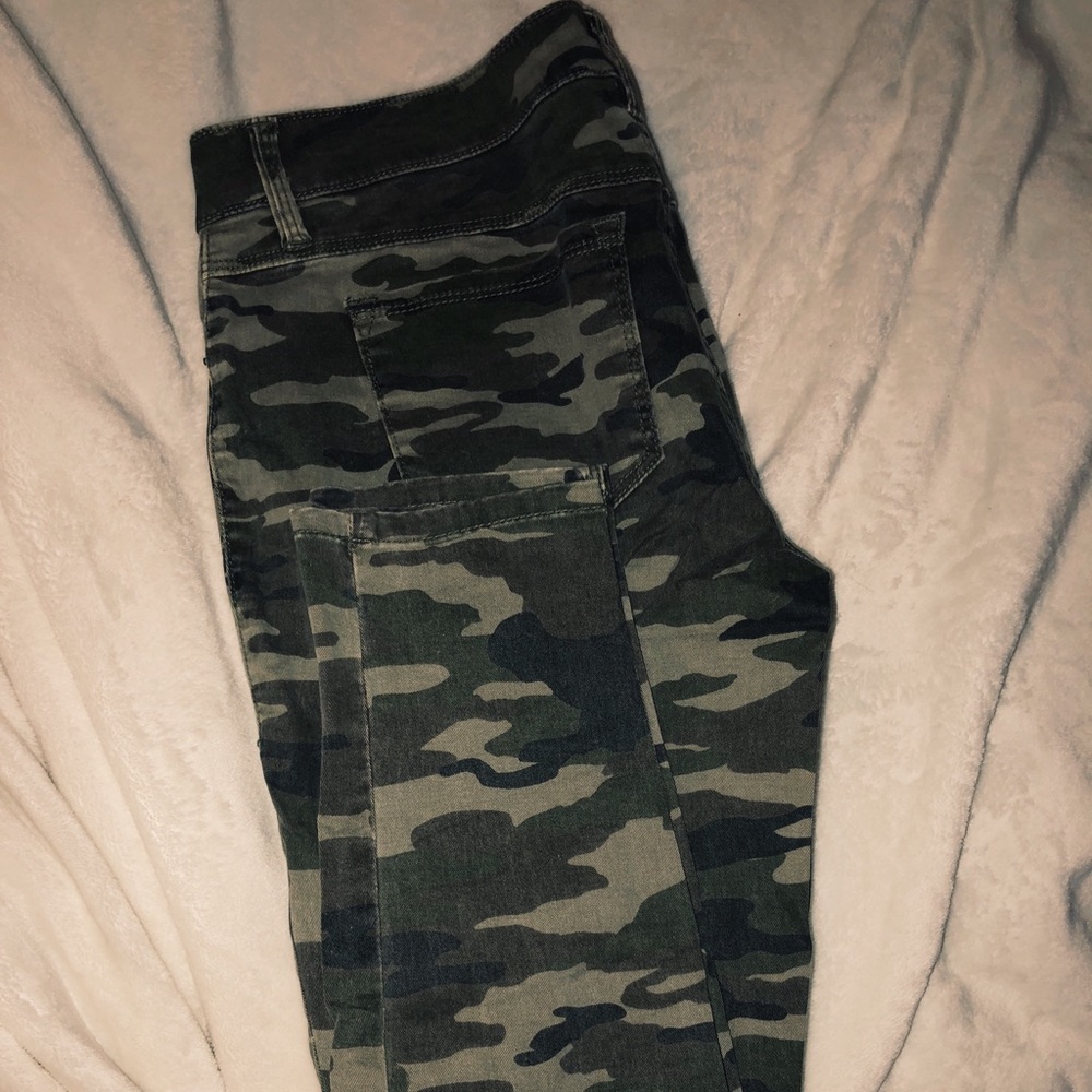 Camouflage Skinny Jeans